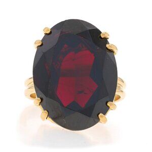 Yellow Gold Garnet Cocktail Solitaire Ring - 18k Oval 17.50ct Italy